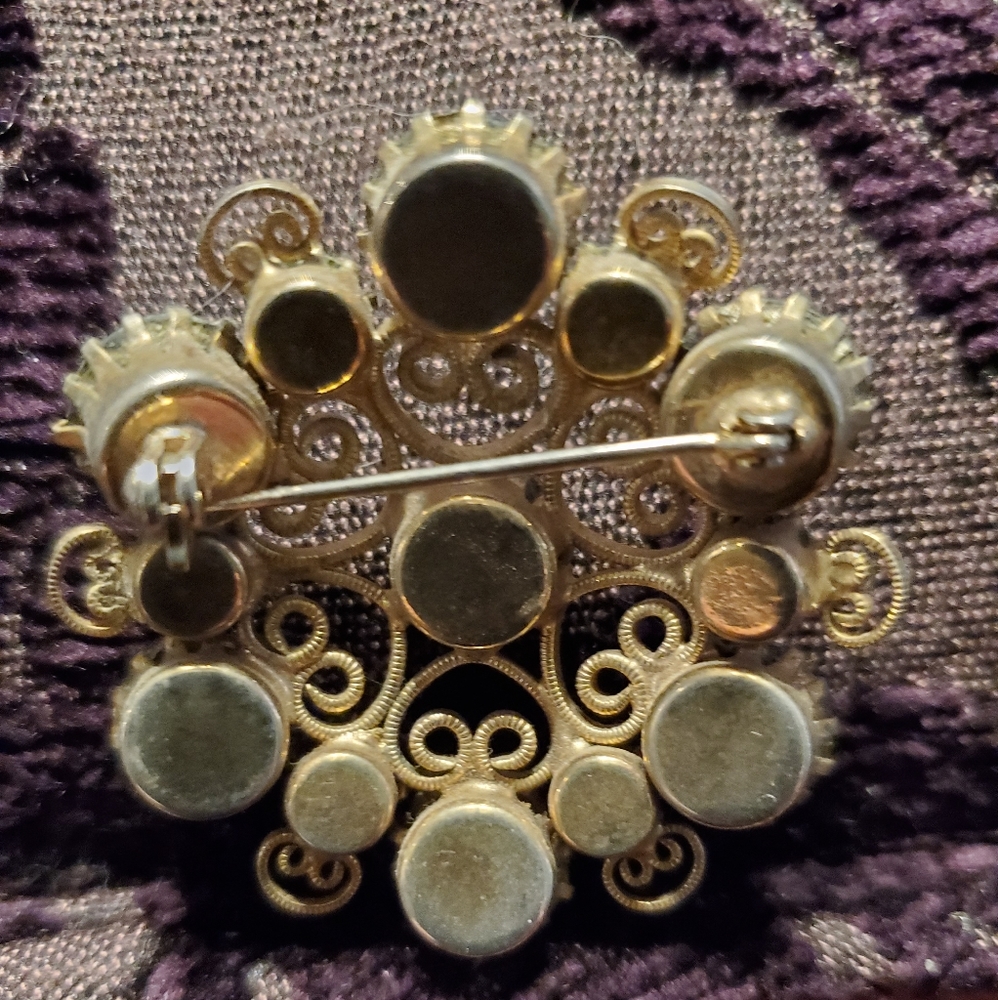 Antique Pin - Picture 5 of 5